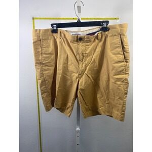 Amazon Essentials Mens Chino Shorts Size 40 Mustard Yellow‎ Ochre Casual Cotton